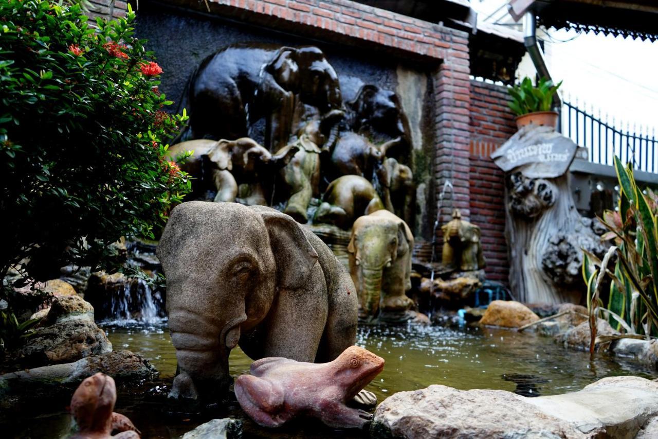 Baanthep Antique Homestay Phrae Eksteriør bilde